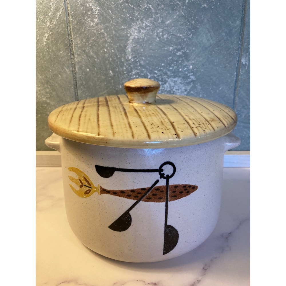 Vintage West Bend USA Stoneware Bean Pot Mid Century Modern Kitchen Utensils 6in